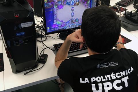 Foto de archivo de una competición en la que participó el UPCT Esports.