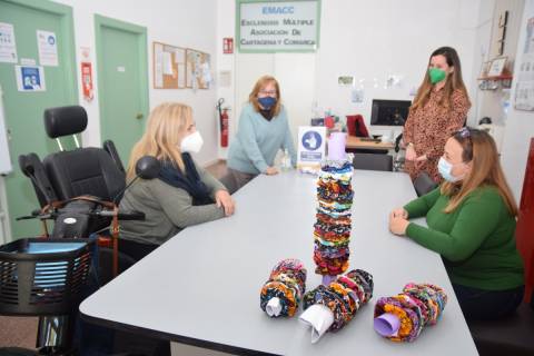 De izquierda a derecha: María Ángeles Ros, Magda Lorente, Lola Martínez y Miriam Conesa.