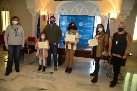 Imagen de los premiados en el último concurso fotográfico organizado por la Unidad de Igualdad.