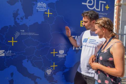 Representantes de las delegaciones de las universidades de EUt+ en el encuentro realizado en Chipre en septiembre.