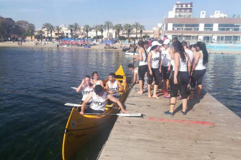 Integrantes del equipo mixto de estudiantes.