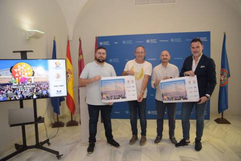 José María Pérez, Luis Javier Lozano, Pedro Luján y Carlos Piñana durante la presentación.