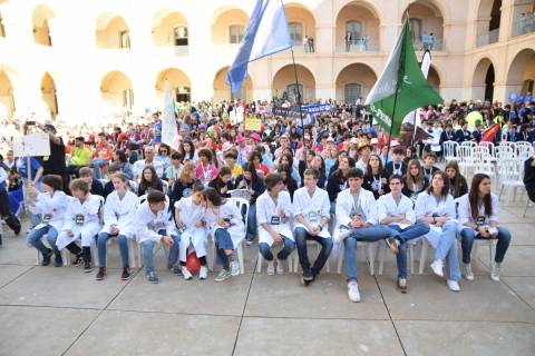 Jóvenes participantes en la final nacional de la First Lego League.