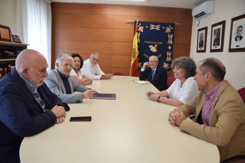 La rectora y el gerente de la UPCT reunidos con el presidente y otros miembros de la Fundacin Hospitalidad Santa Teresa.