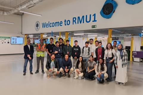 Los estudiantes que participaron en la visita.