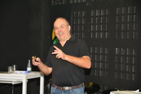 El profesor de la UPCT Juan Medina.