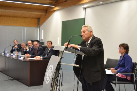 Juan Carrión, durante un homenaje en la UPCT. Imagen de archivo. 