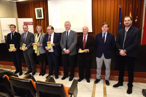 La presentación del informe se ha realizado este año en la Universidad de Murcia.