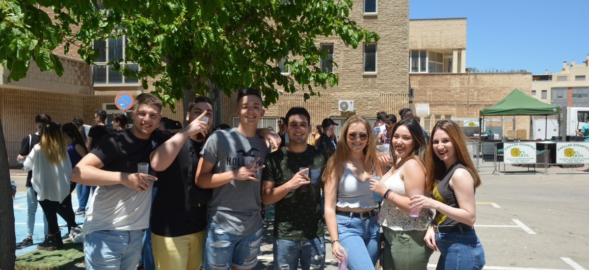 Música, paella y ambiente festivo en las fiestas del Campus de Alfonso XIII y la Facultad