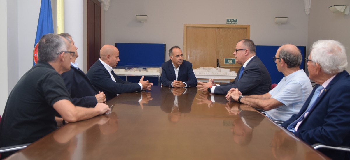 El Colegio de Ingenieros Técnicos y Grados de Minas y Energía fortalece su compromiso con la UPCT