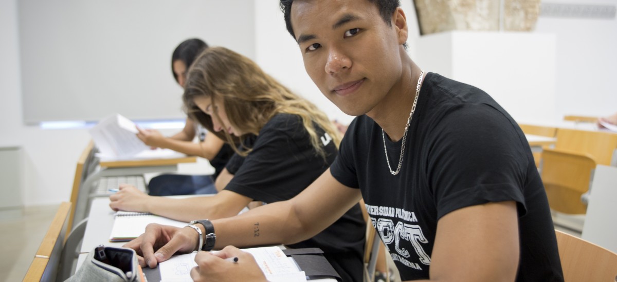 Clases de español para estudiantes y profesores internacionales