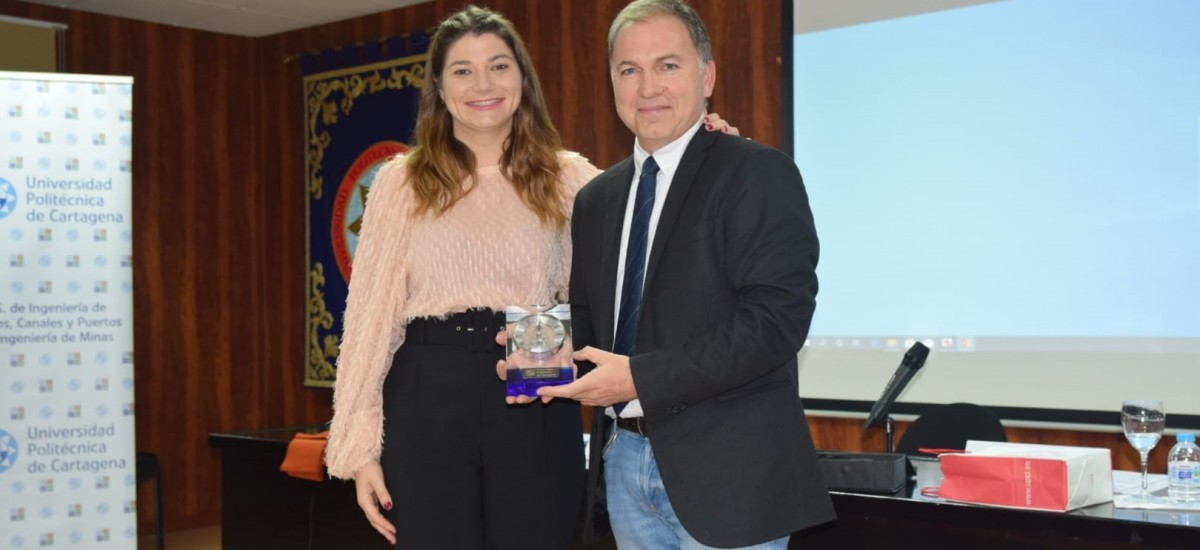 Graduación de Ingeniería de Recursos Minerales y Energía: boletín con todas las fotos