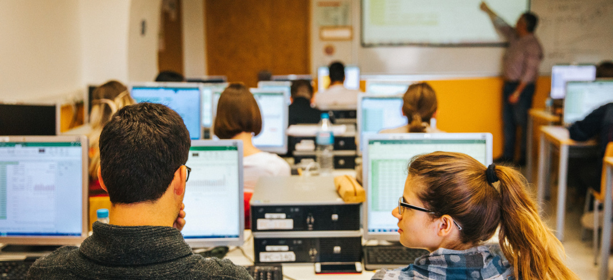 Imagen La Facultad de Ciencias de la Empresa contará con un aula SAGE con software de gestión contable para pymes