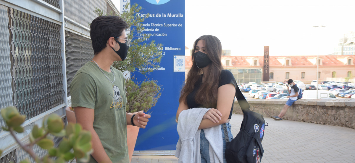 Ilusión y nervios ante el inicio de un curso plenamente presencial