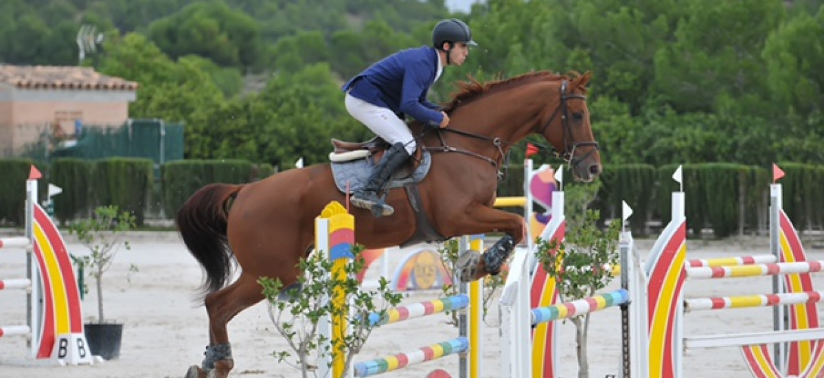 Imagen El alumno Jes&uacute;s Rueda gana el campeonato regional de j&oacute;venes jinetes