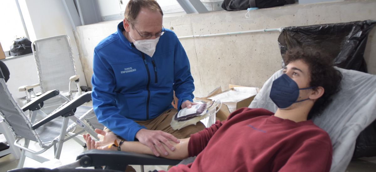 Imagen Donan sangre en la Casa del Estudiante