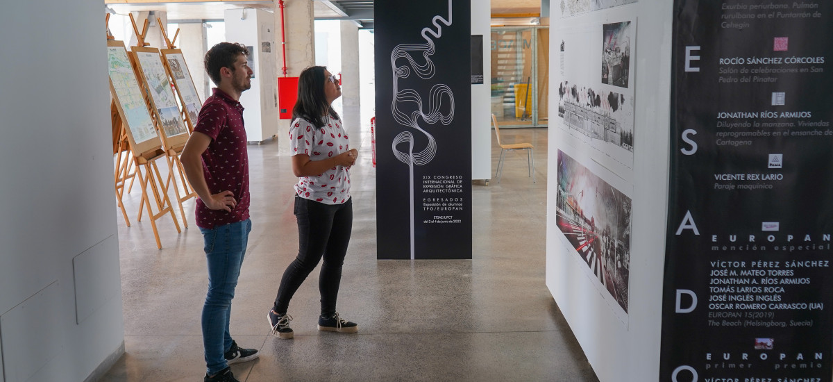 Imagen Egresados de Arquitectura explican en la exposición del Congreso de Expresión Gráfica cómo utilizan el dibujo como lenguaje