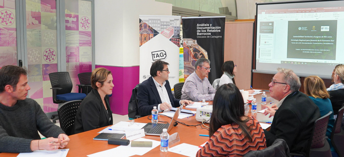 Expertos en conservación debaten cómo potenciar turística y socialmente las torres defensivas del litoral