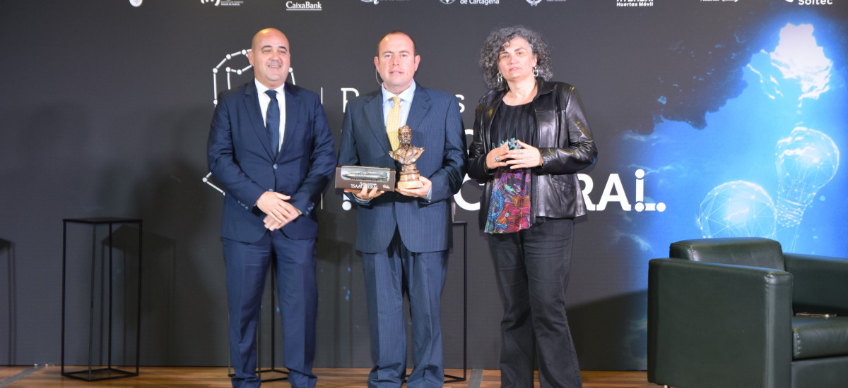 La Fundación Isaac Peral entrega sus primeros premios a Francisco Cavas, José Martínez Nieto y las empresas Himoinsa y Eversia