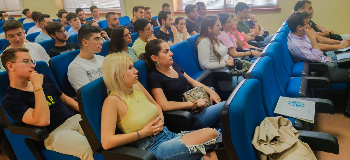 Imagen Jornada para dar a conocer las salidas profesionales de la Ingeniería Naval