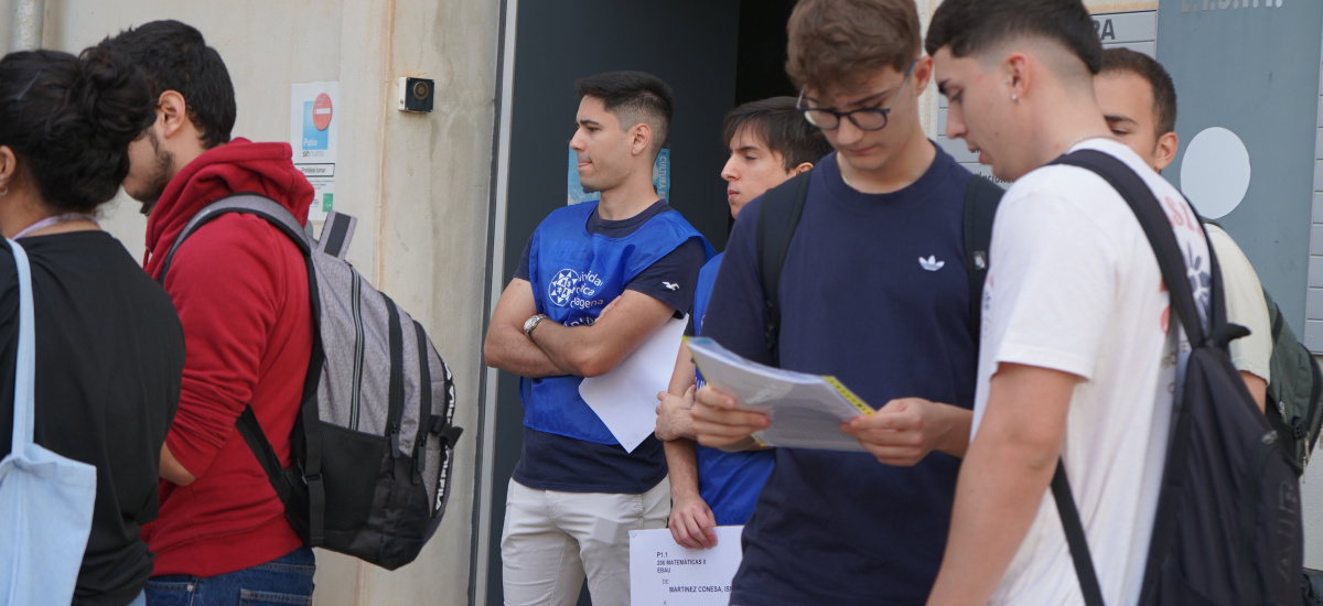 Imagen Aumenta un 6% el número de estudiantes que se examinan de nuevo para subir nota en la EBAU