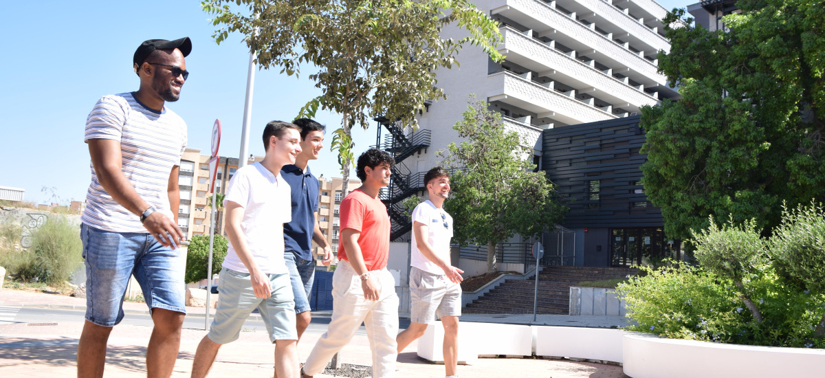 Ocho estudiantes de la UPCT, invitados a un gran festival de música electrónica por una universidad de EUt+