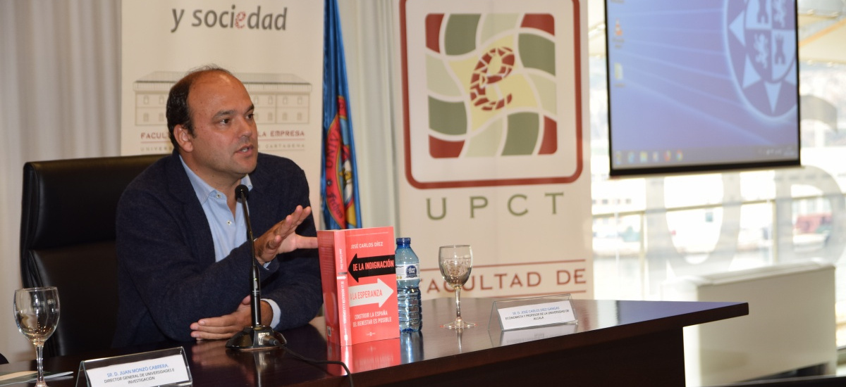 Imagen El economista José Carlos Díez imparte este viernes una conferencia sobre inteligencia artificial, productividad y el futuro del empleo