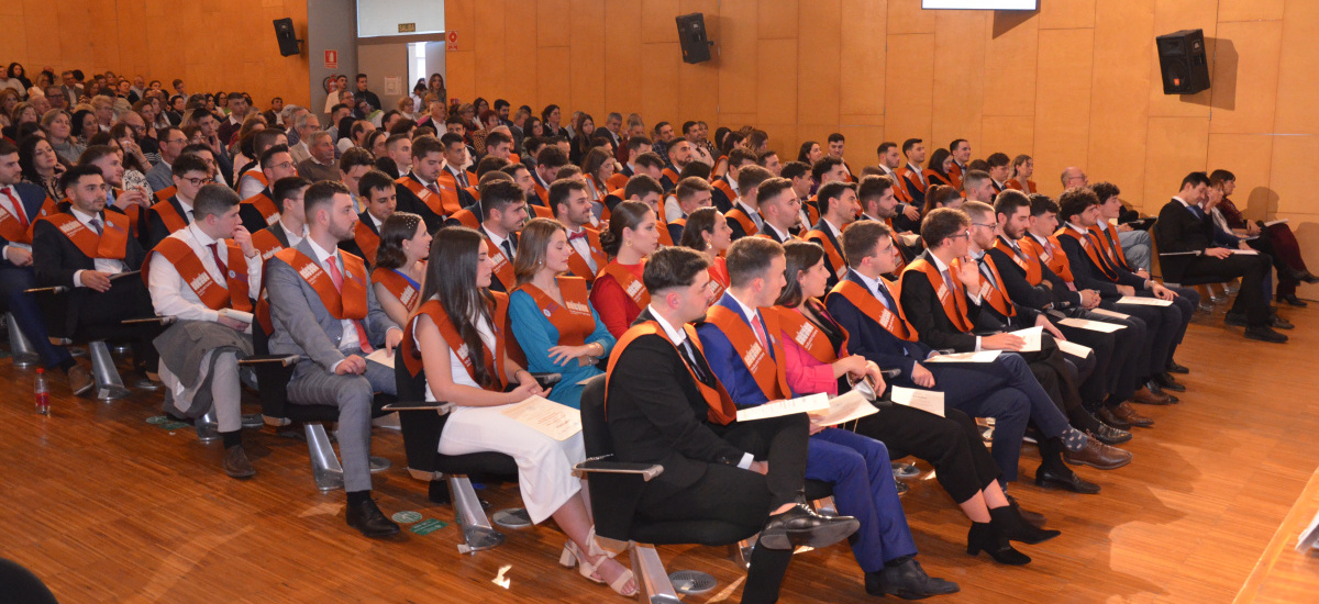 Graduación de los nuevos ingenieros industriales de la UPCT