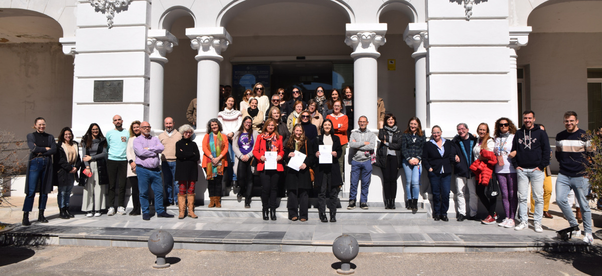 Mujeres y hombres de la comunidad universitaria, unidos para combatir los sexismos en el Día Internacional de la Mujer