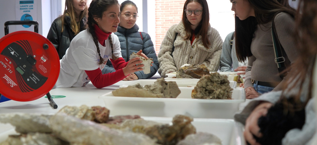 Imagen Alumnas de siete institutos de Cartagena, Fuente Álamo y Murcia explican mañana en la gala Quiero ser Ingeniera cómo son las investigadoras de la UPCT