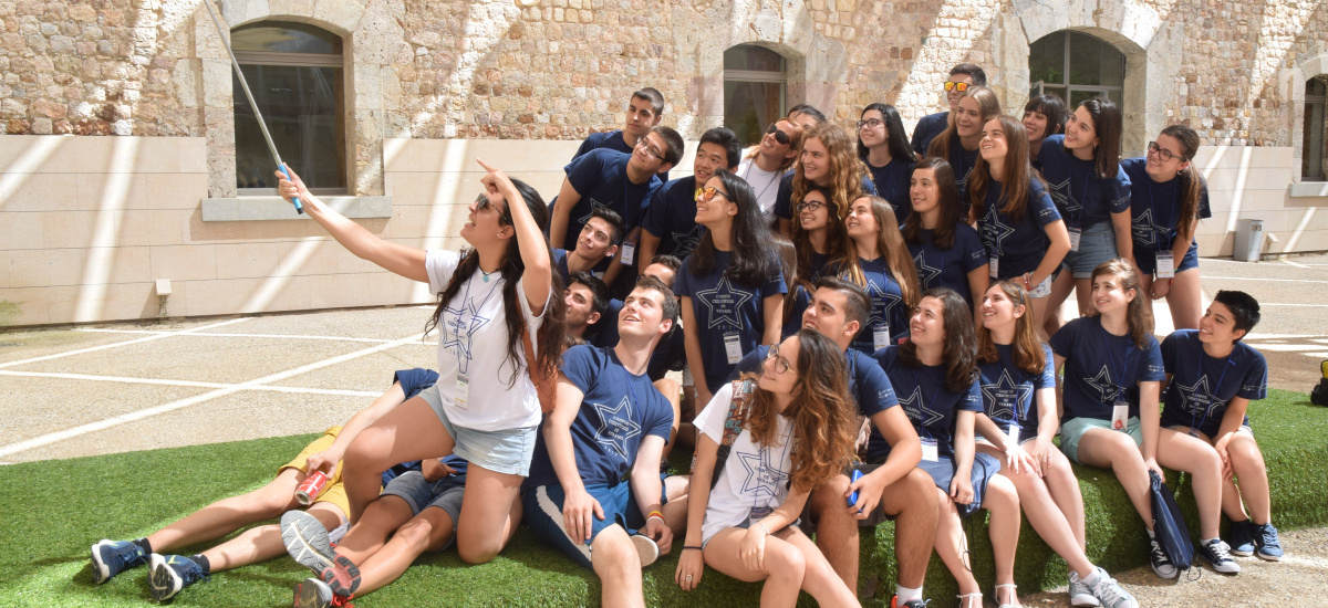 Bienvenida a los estudiantes universitarios de nuevo ingreso