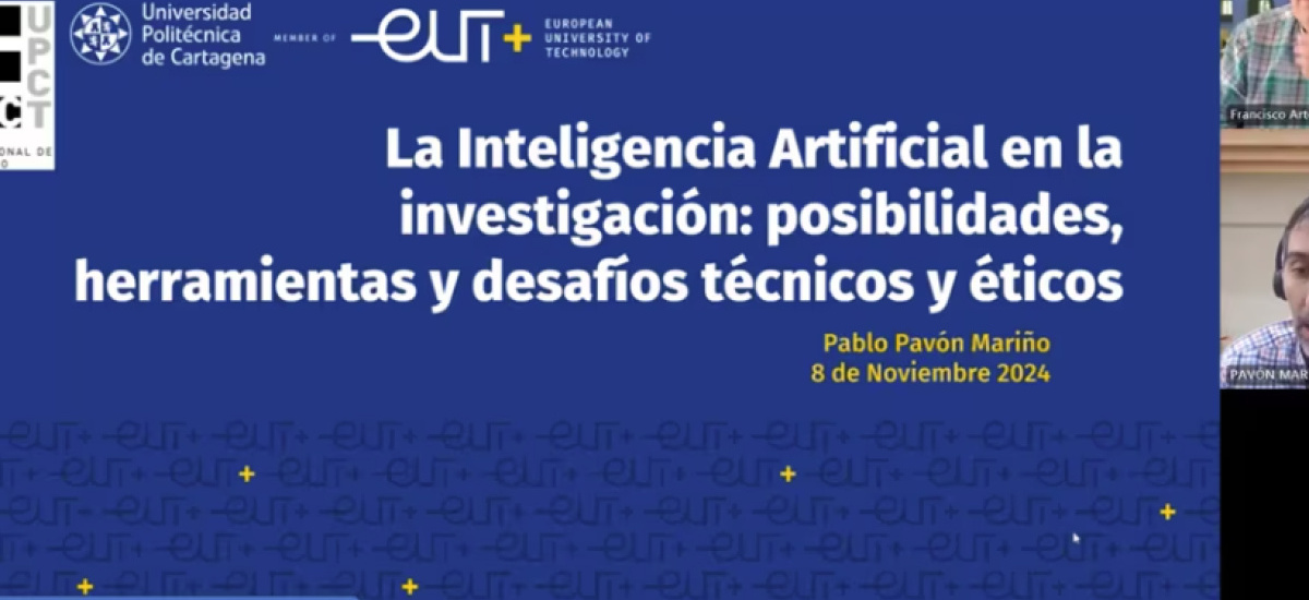 Pablo Pavón explica en un seminario de la Escuela de Doctorado herramientas de Inteligencia Artificial para investigadores