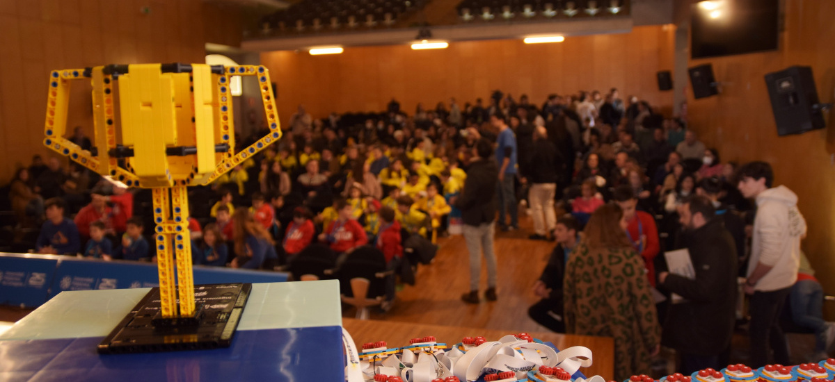 42 equipos participan este sábado en la UPCT en la First Lego League