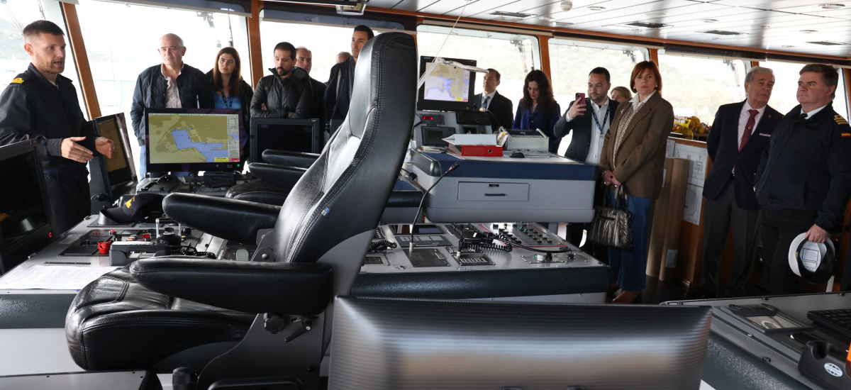 UPCT, Armada y empresas buscan sinergias en tecnologías subacuáticas y drones submarinos