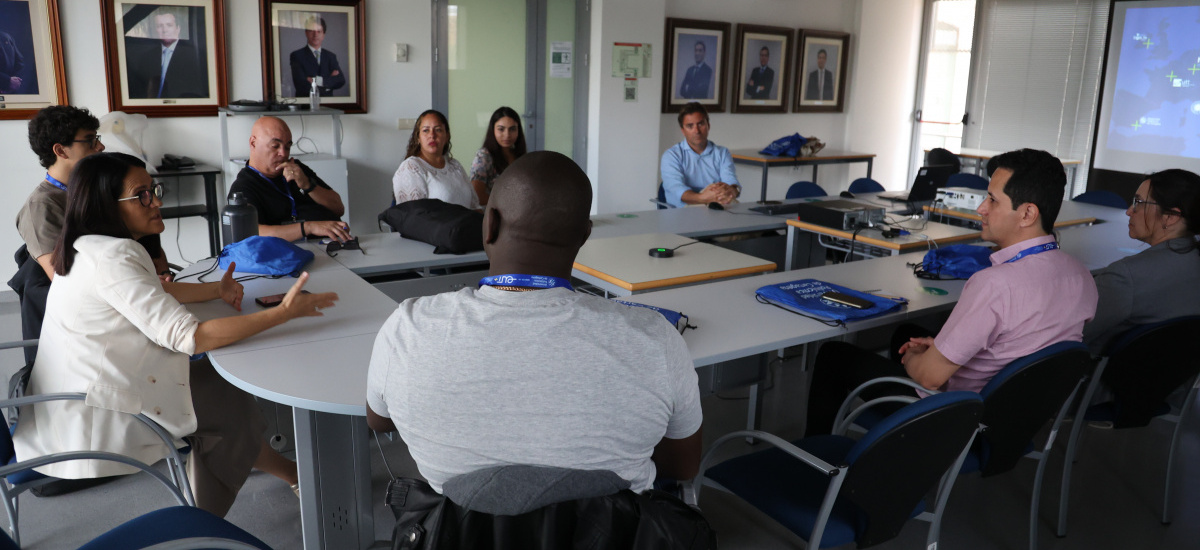 Estudiantes y profesores de la Escola Superior de Ciências Empresariais de Setúbal visitan la UPCT
