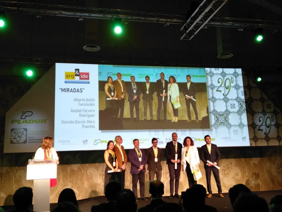 Estudiantes de Arquitectura recogen en Madrid el premio de la fase local del concurso de Soluciones Constructivas Pladur