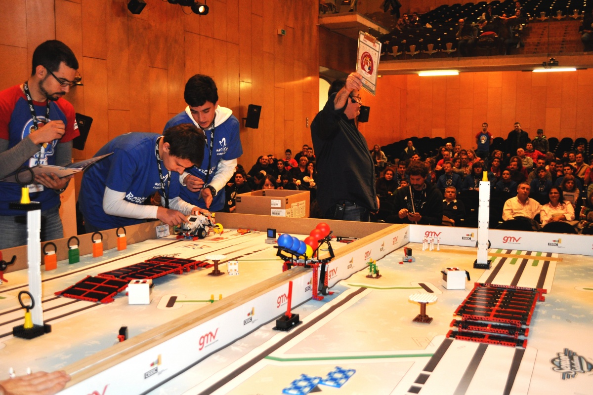 foto: BOLSA VOLUNTARIADO FIRST LEGO LEAGUE EN UPCT