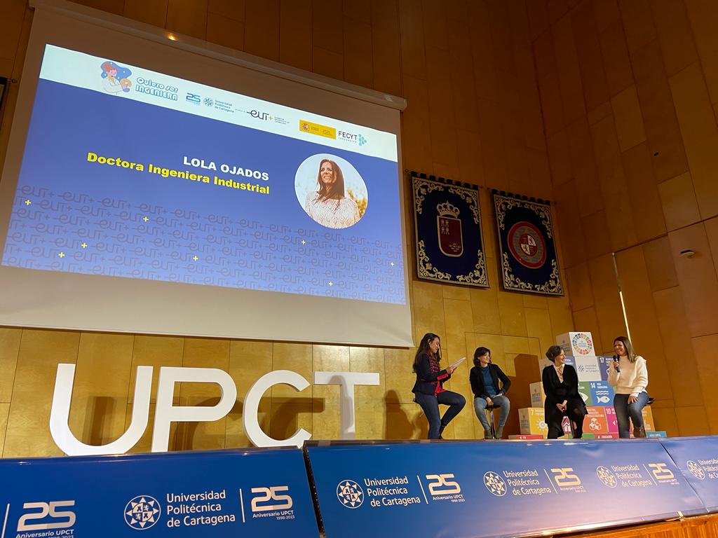 Quinientas jóvenes descubren referentes femeninos en la ciencia y la tecnología en la UPCT