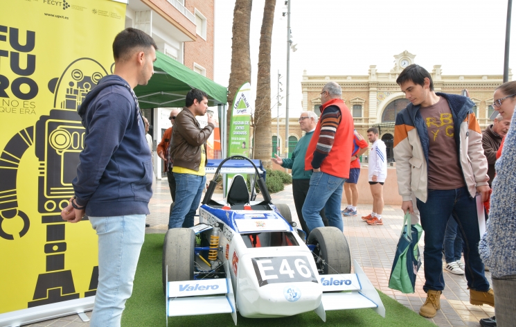 foto El UPCT Racing Team en el sector Estacin