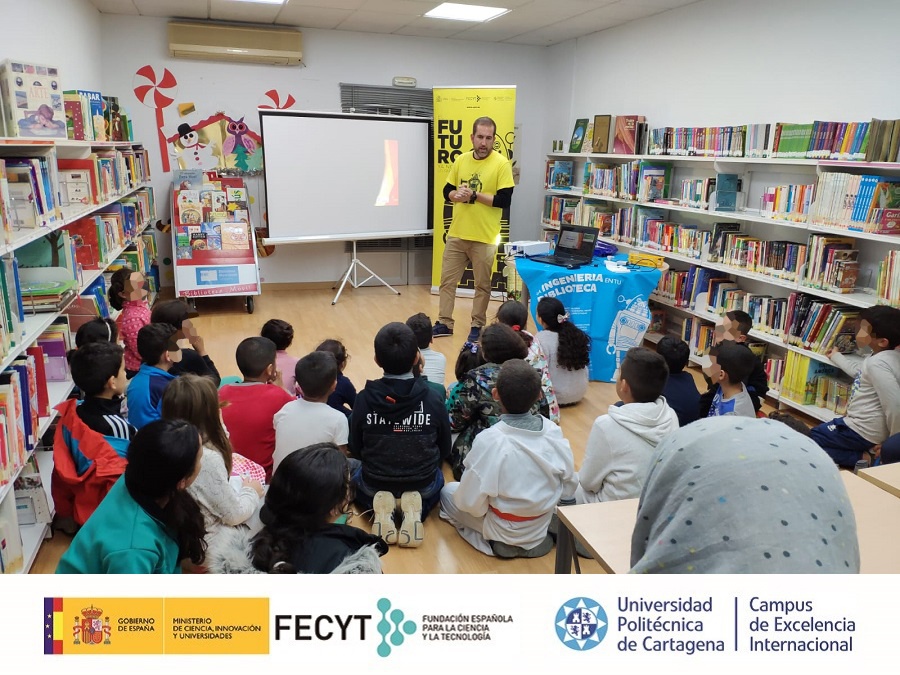 foto: Cerca de 600 personas participan durante el curso en los talleres de #Ingenioteca de la UPCT