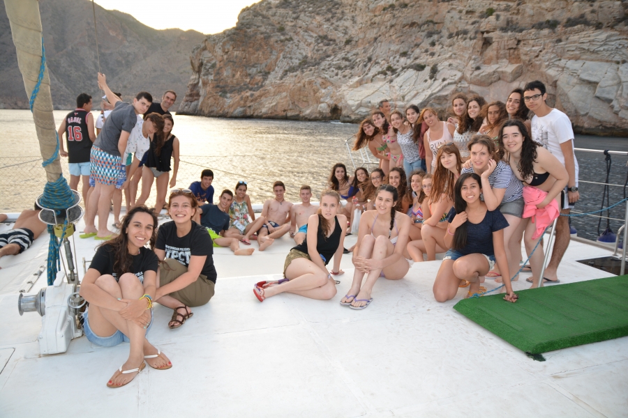 foto: El campus científico de verano Mare Nostrum concluye con una ruta de la UPCT en catamarán (fotos)
