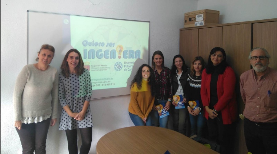 foto: El proyecto Quiero ser ingeniera visita esta semana 21 centros de Secundaria