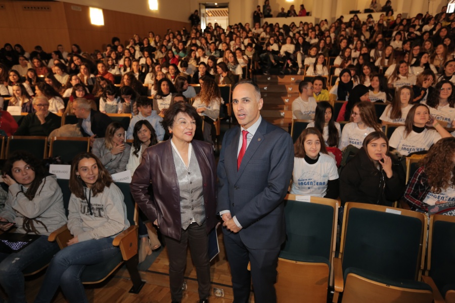 foto: Dí­az Morcillo: «La ingenierí­a va a ganar mucho por la apuesta del talento femenino»